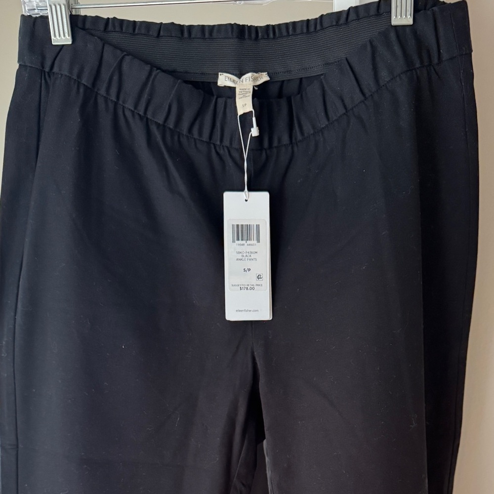 NWT Eileen Fisher Women’s SP black ankle pants size Small 8/10